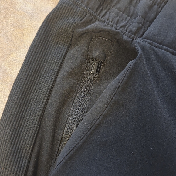 Athleta Women's Black Track Pants L 36 - Picture 6 of 7